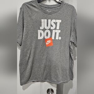 Nike Mens Gray T-Shirt